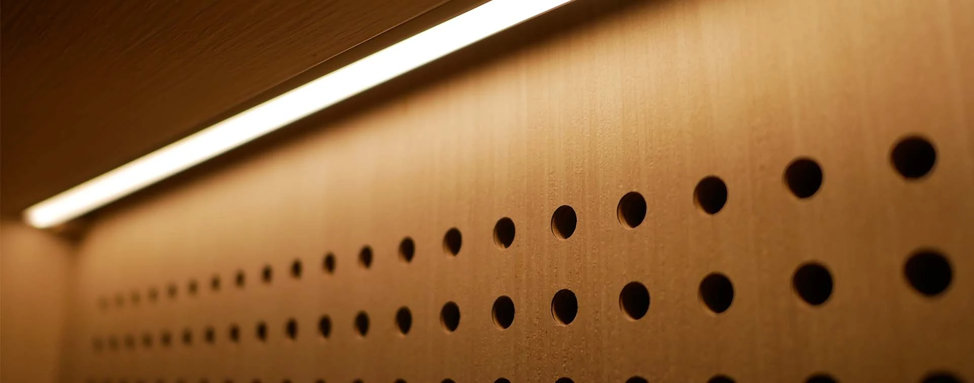 Taśmy dla przemysłu meblarskiego